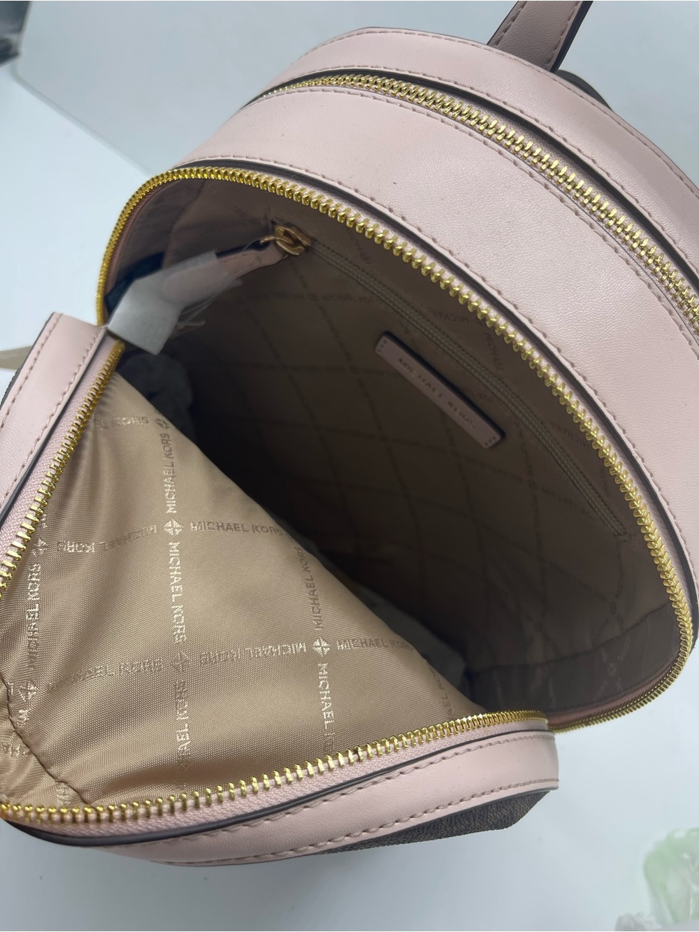Michael Kors Jaycee Medium Zip Pocket Logo Backpack
Powder Blush 
NWT - Picture 10 of 16